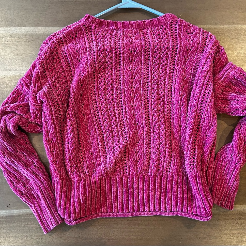Super Soft Girl’s Sweater - Picture 3 of 3